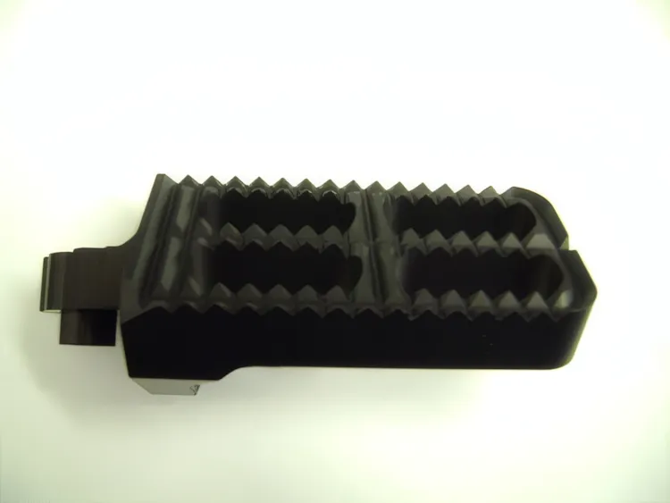 Suzuki Aggressive Pegs